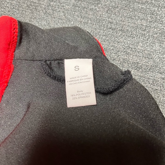 Red Workout Set - Picture 5 of 5